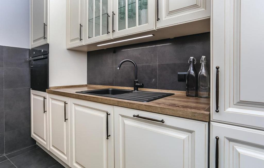 Apartman R.R. โอมิช ภายนอก รูปภาพ