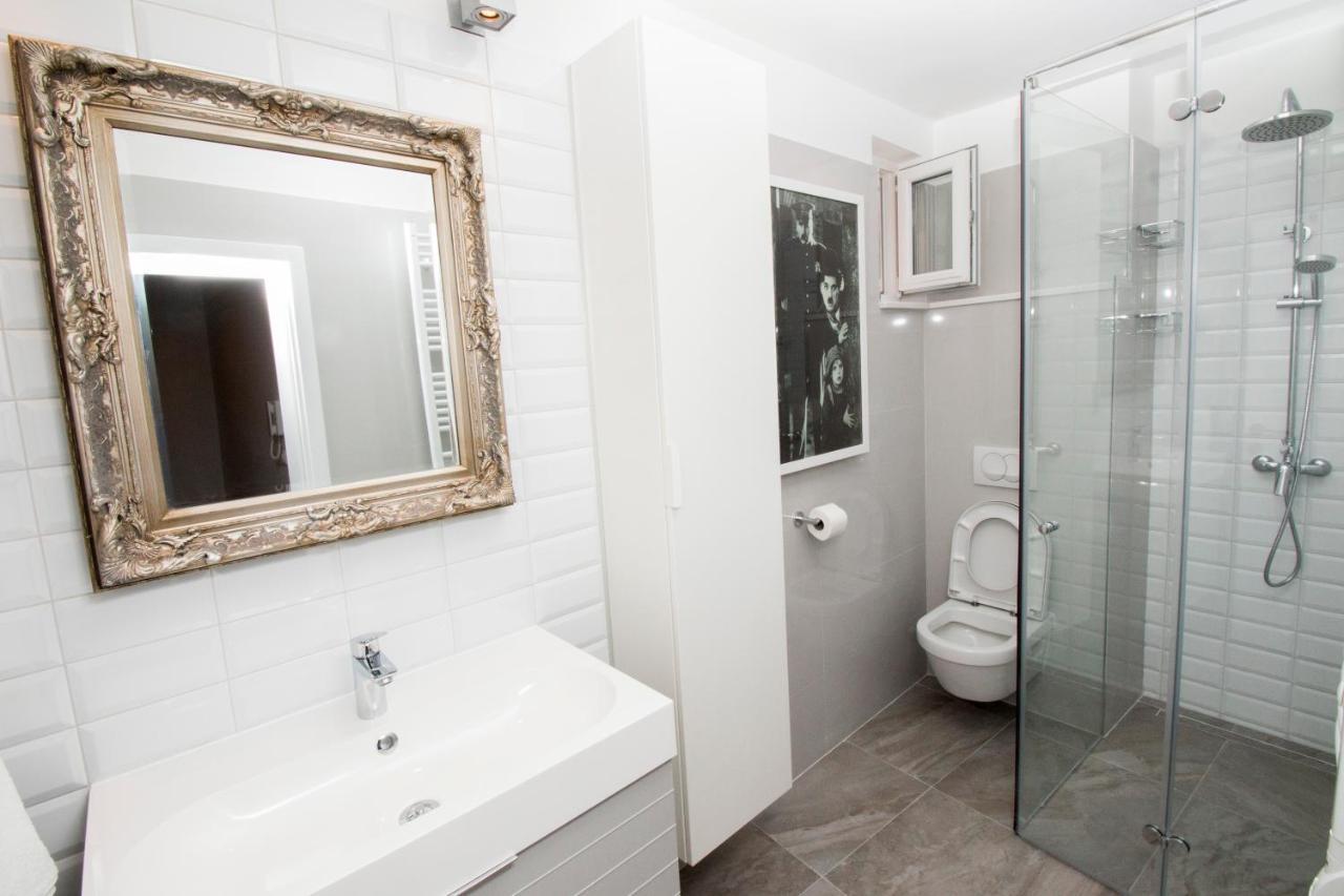 Apartman R.R. โอมิช ภายนอก รูปภาพ